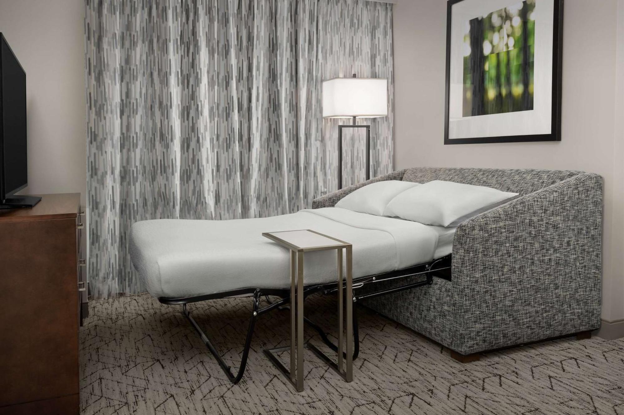 Embassy Suites Springfield Esterno foto